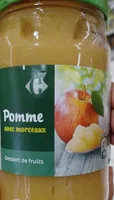 Pomme avec morceaux