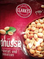 Erdnüsse geröstet und gesalzen