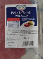 Bella e sottili carne salada