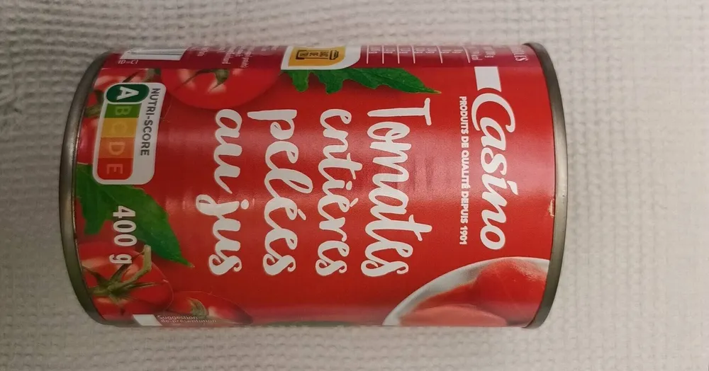 Tomates entières pelées au jus