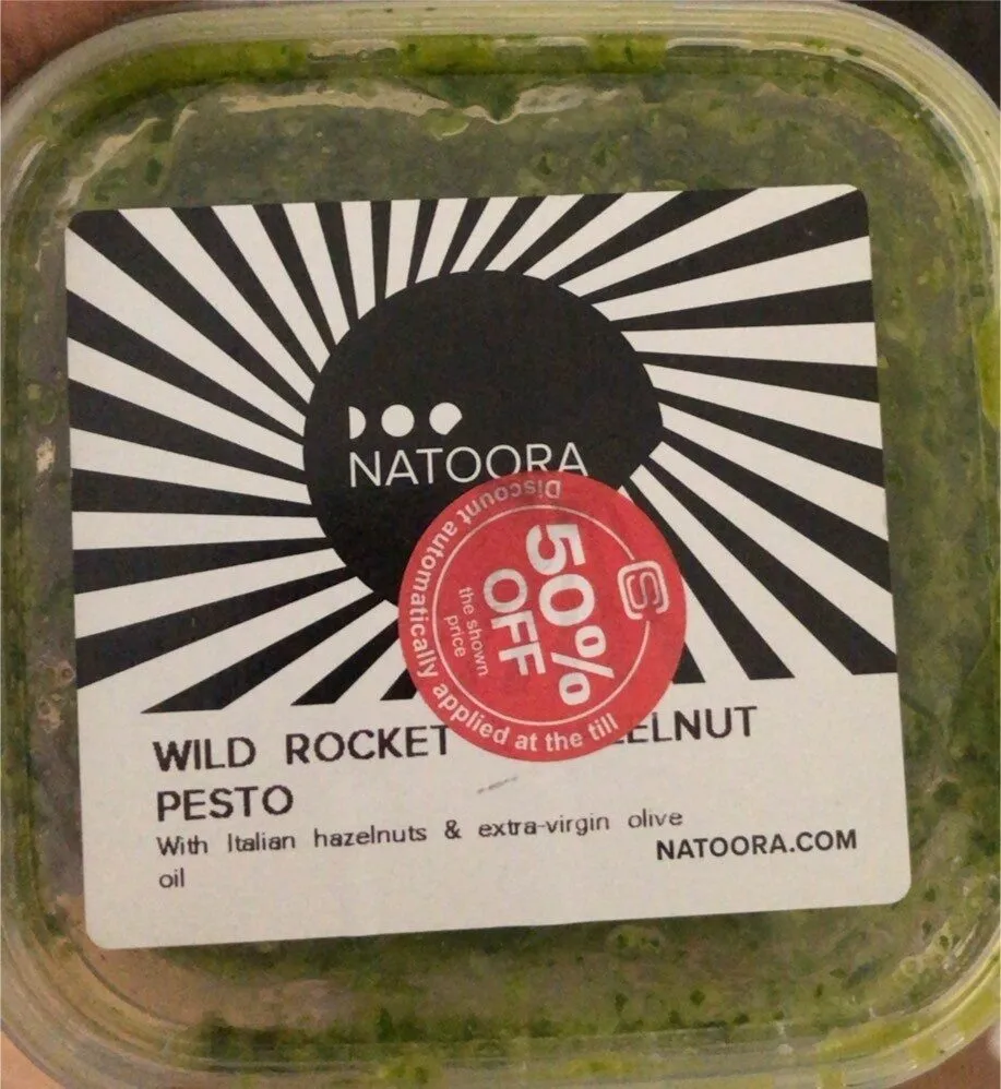 Wild rocket and hazlenut pesto