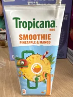 Kids strawberry and banana smoothie