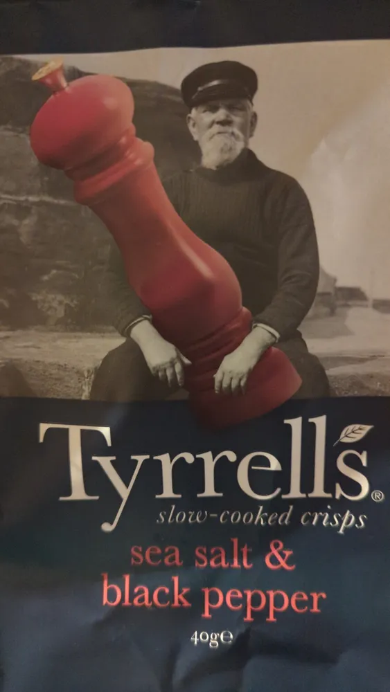 Tyrrells sea salt & black pepper