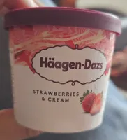 STRAWBERRIES & CREAM