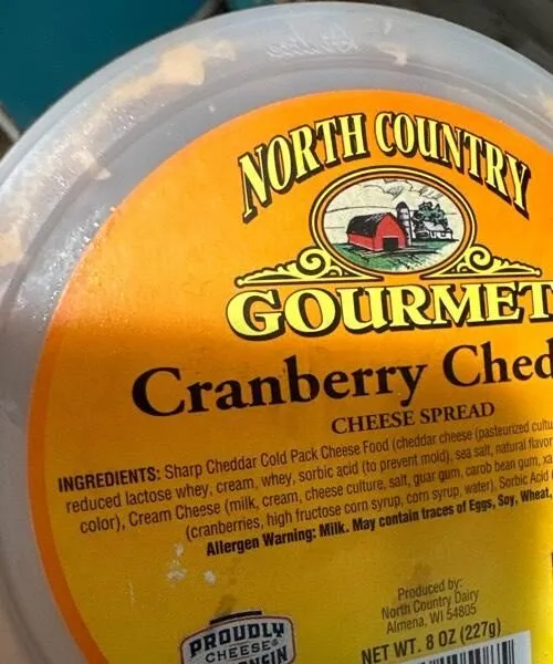 Cranberry cheddar cheese spreads