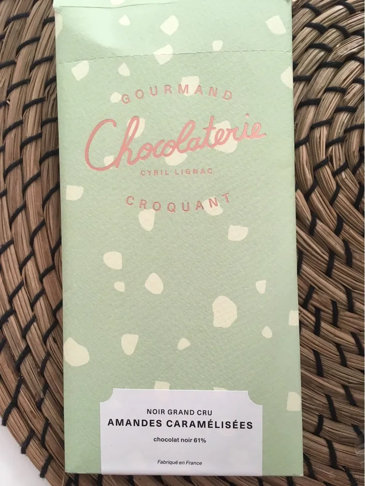 Chocolat noir amandes caramelisées