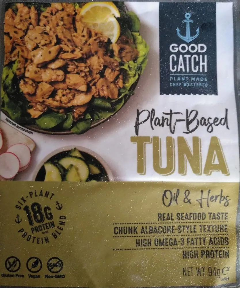 Plant-based tuna, oil & herbs