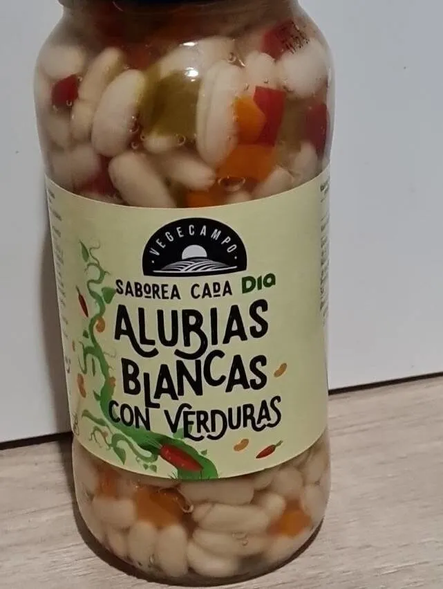 Alubias blancas con verduras