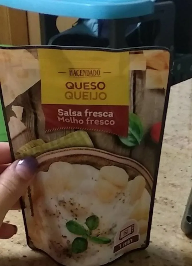 Queso Salsa fresca