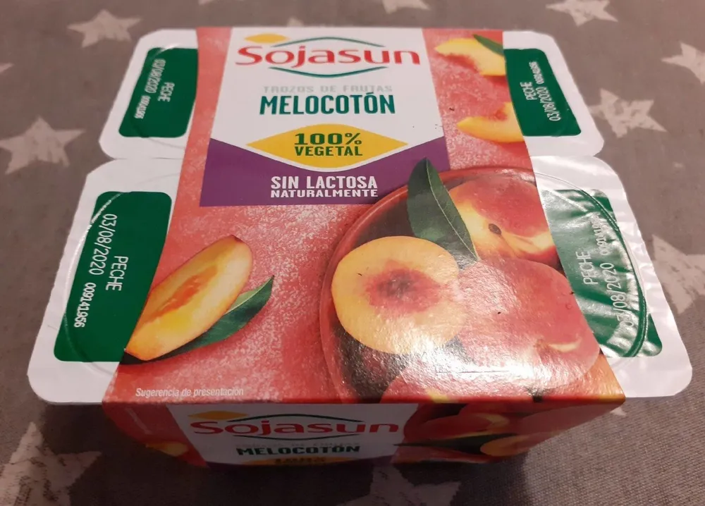 Postre vegetal con melocotón