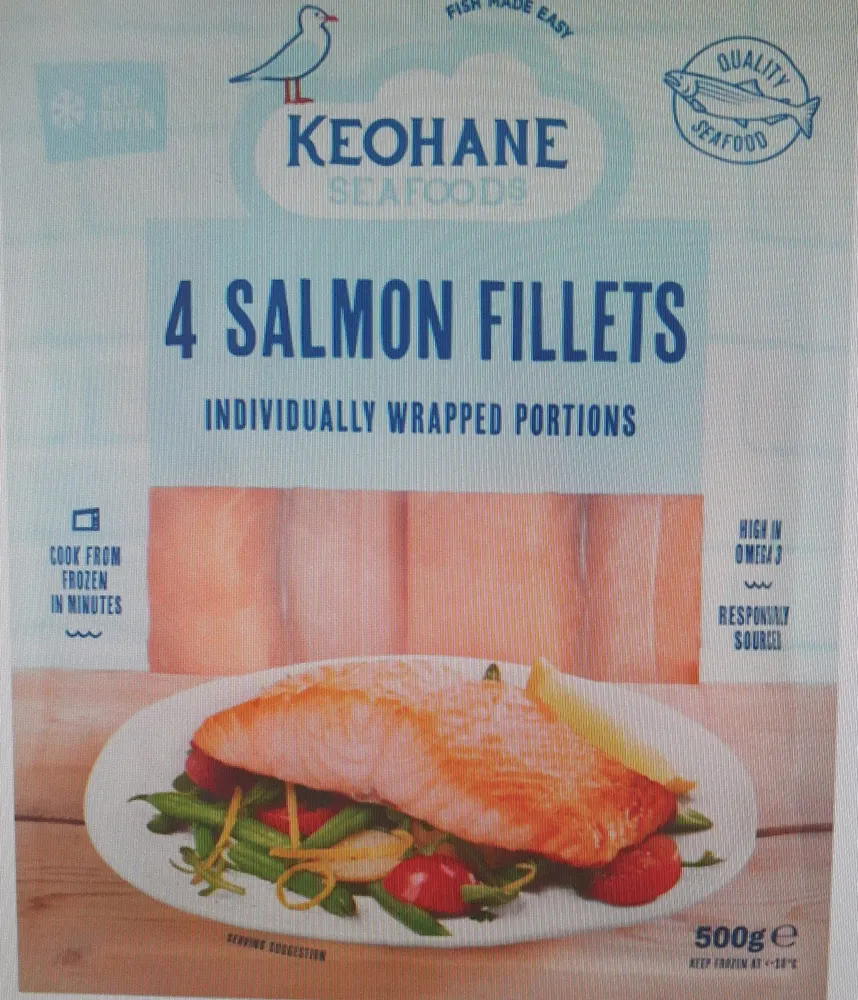 4 SALMON FILLETS