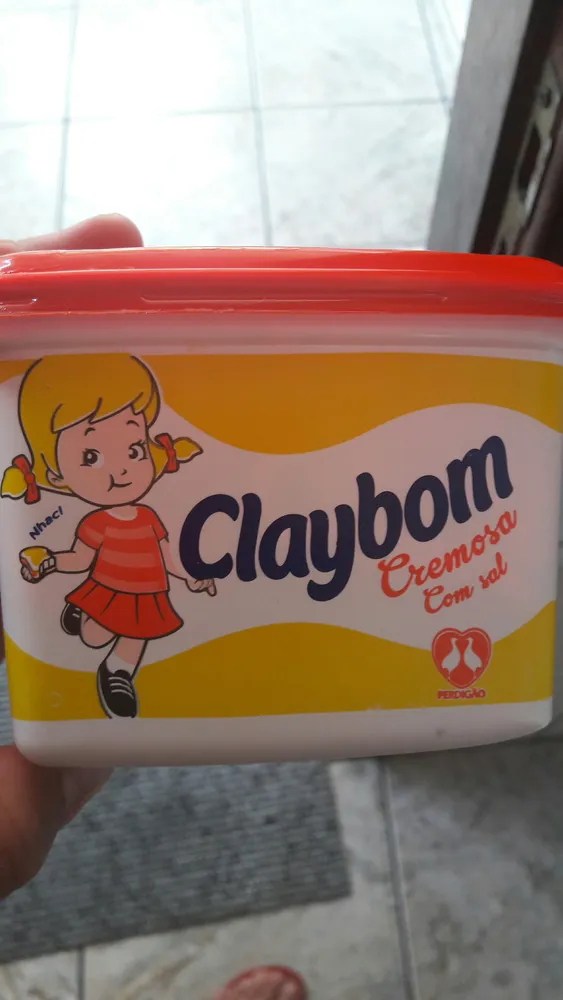 Margarina Claybom com Sal