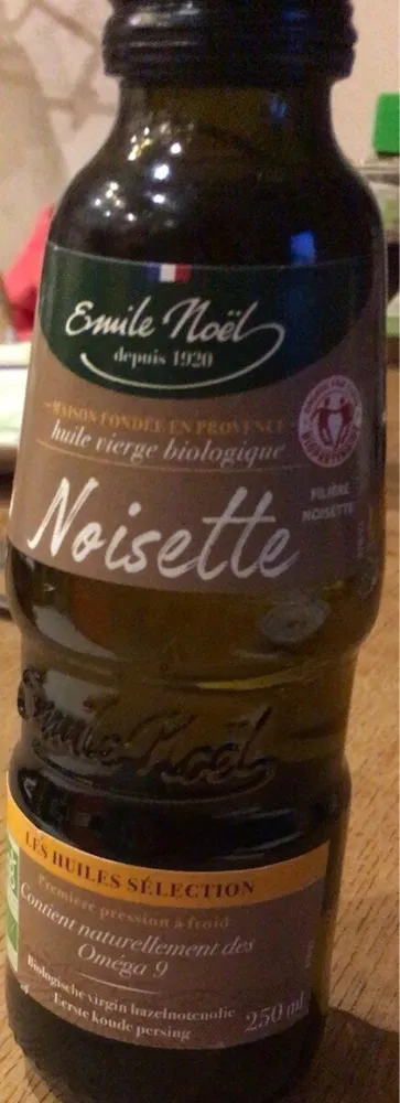 Huile vierge de noisette