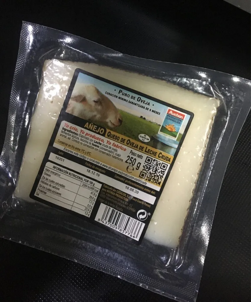 Queso de oveja de leche cruda añejo