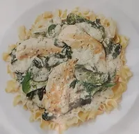Poulet parmesan et pesto