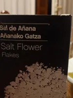 Salt flower flakes