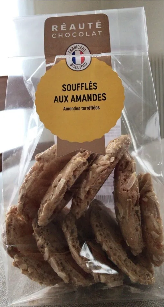 Souffles aux amandes