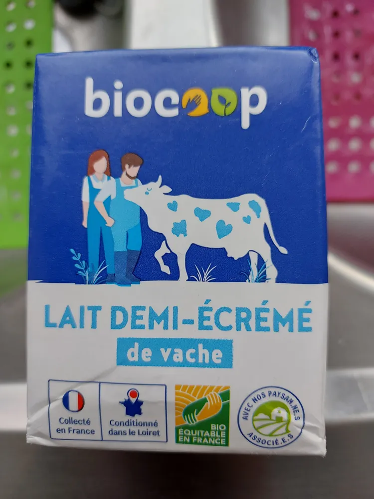 Lait demi écrémé de vache
