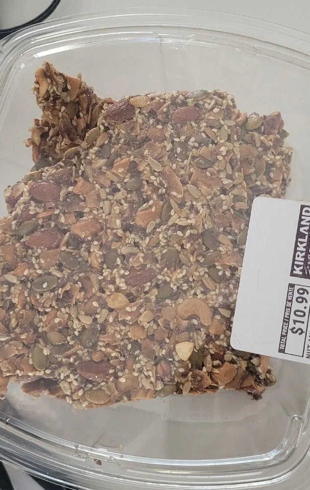 Nougatine Croquante Garnie Avec Noix De Coco