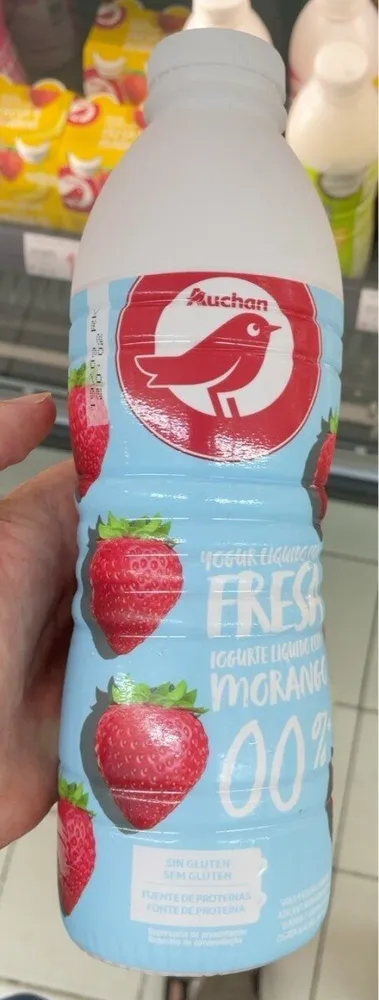Yogur liquido con fresa