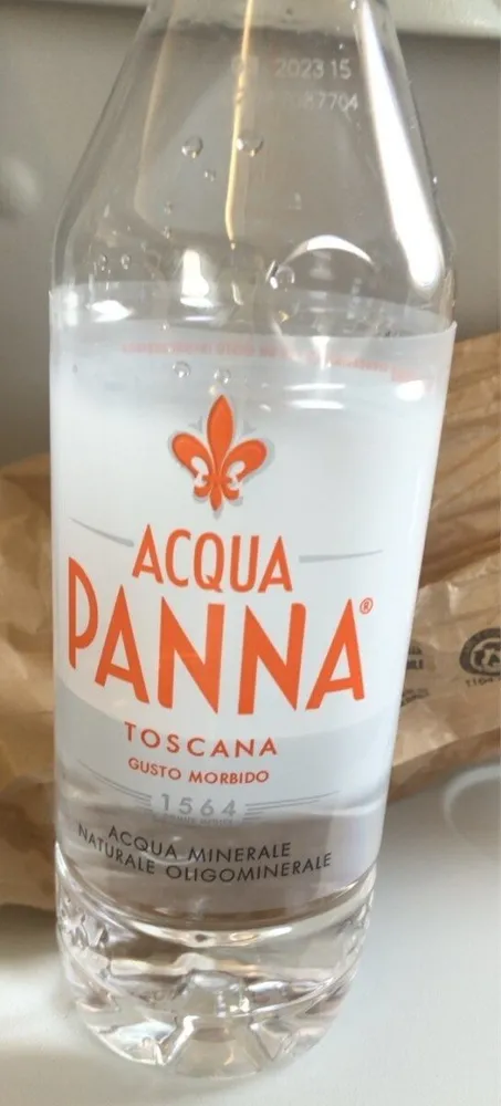 Acqua naturale e oligominerale