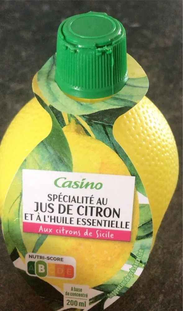 Specialite au jus de citron et a l huile essentielle
