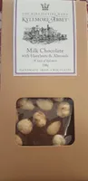 Chocolat au lait, noisettes et amandes