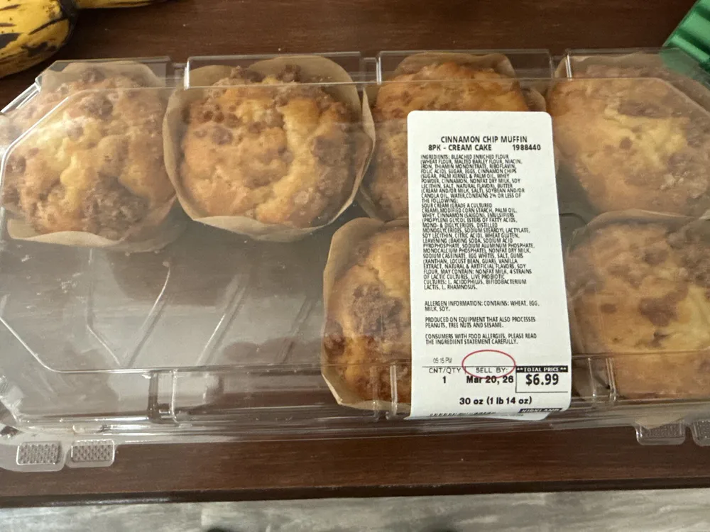 Cinnamon Chip Muffin