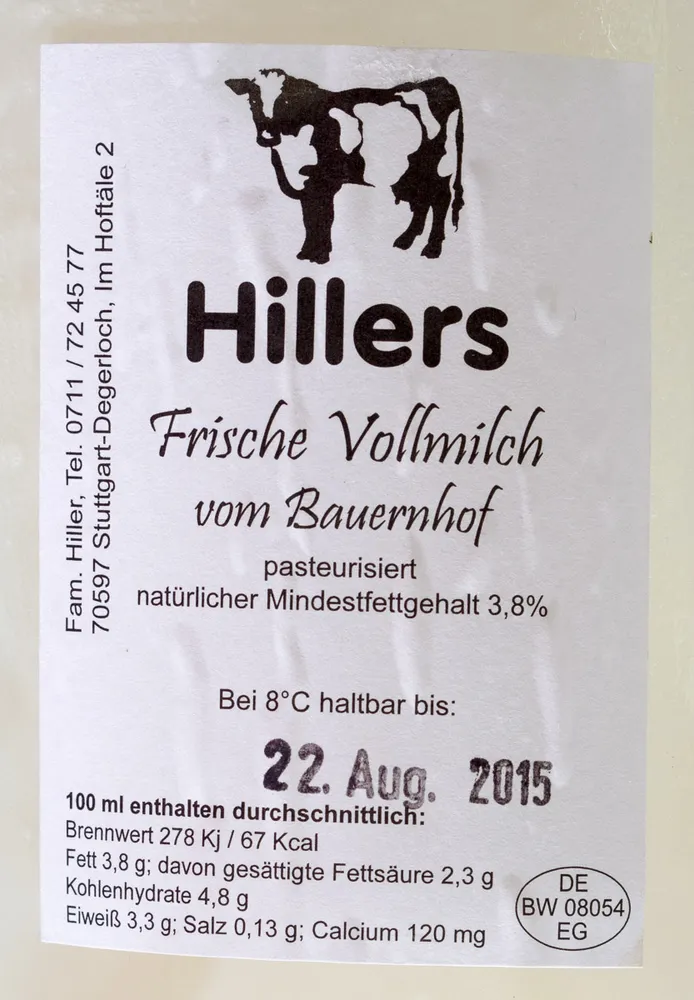Frische Vollmilch vom Bauernhof