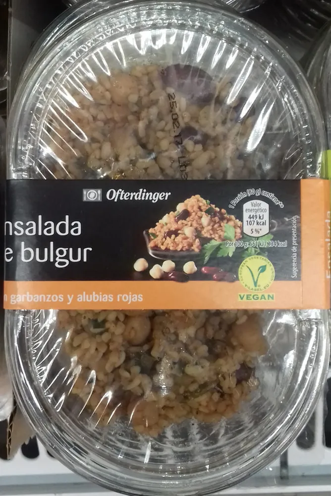 Ensalada de bulgur con garbanzos y alubias rojas
