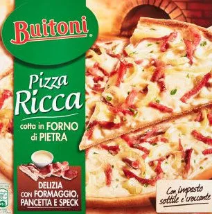 Pizza ricca delizia con formaggio pancetta e speck surgelata