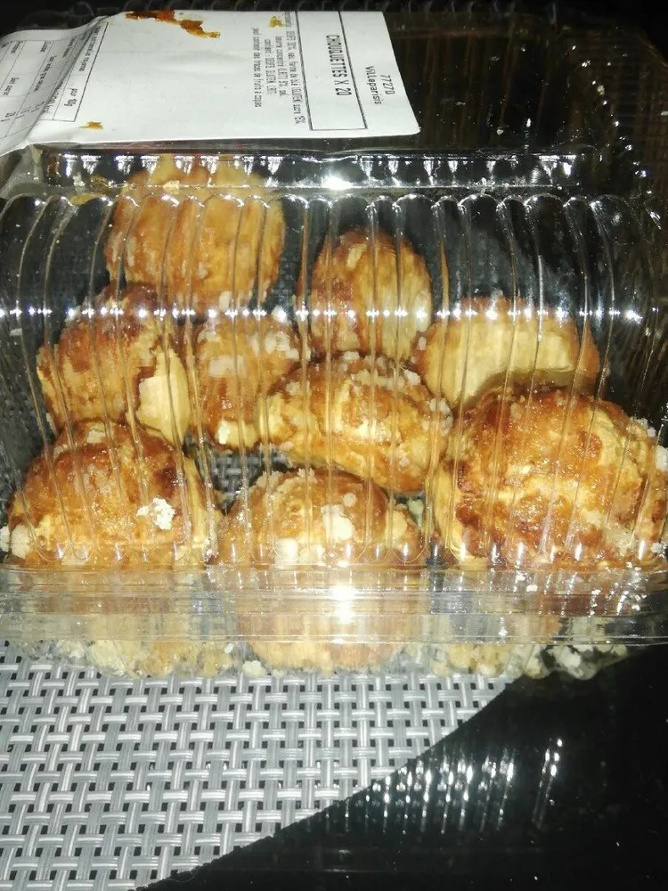Chouquettes x 20