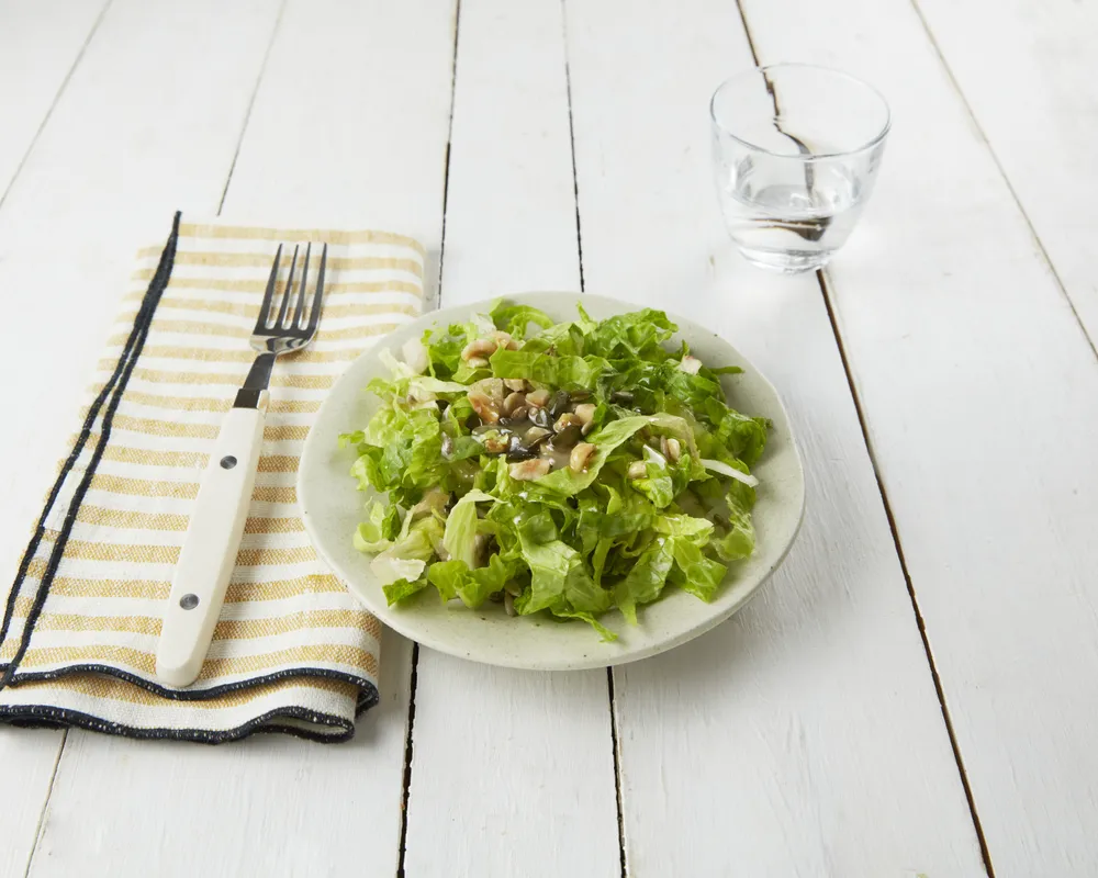 Coeur de romaine, chèvre et noisettes