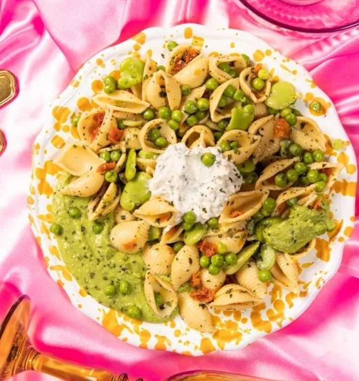 Insalata di conchiglioni ricotta e piselli