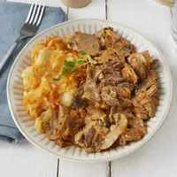 Boeuf Stroganoff, purée de carotte et de pommes de terre