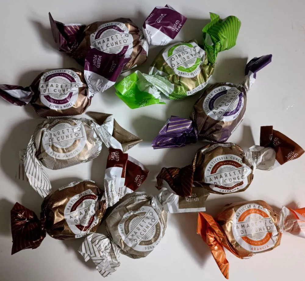 Amaretti di Cuneo