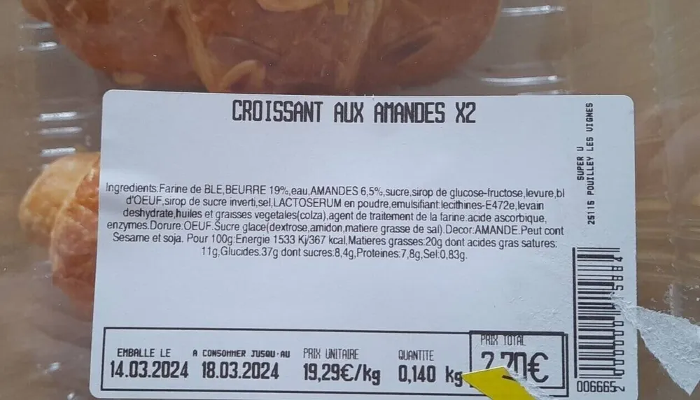 Croissants aux amandes