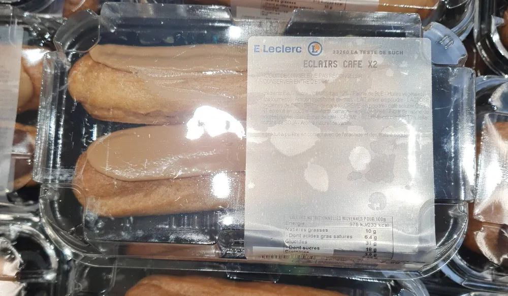 Eclair café