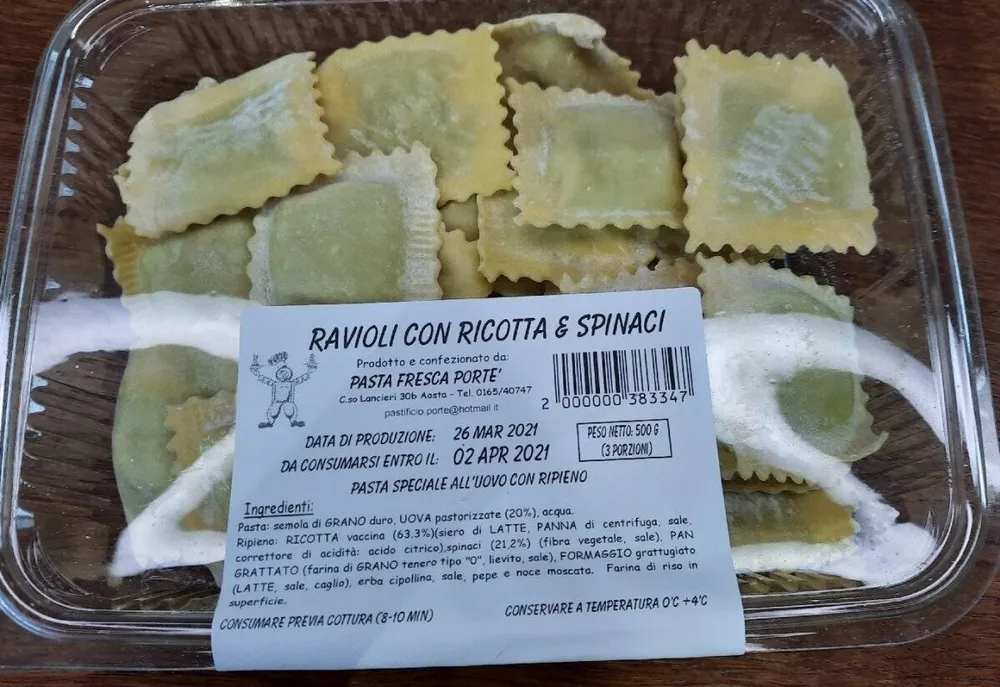 ravioli ricotta e spinaci