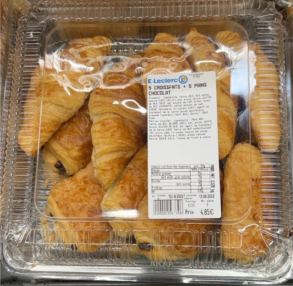 croissants et pains au chocolat