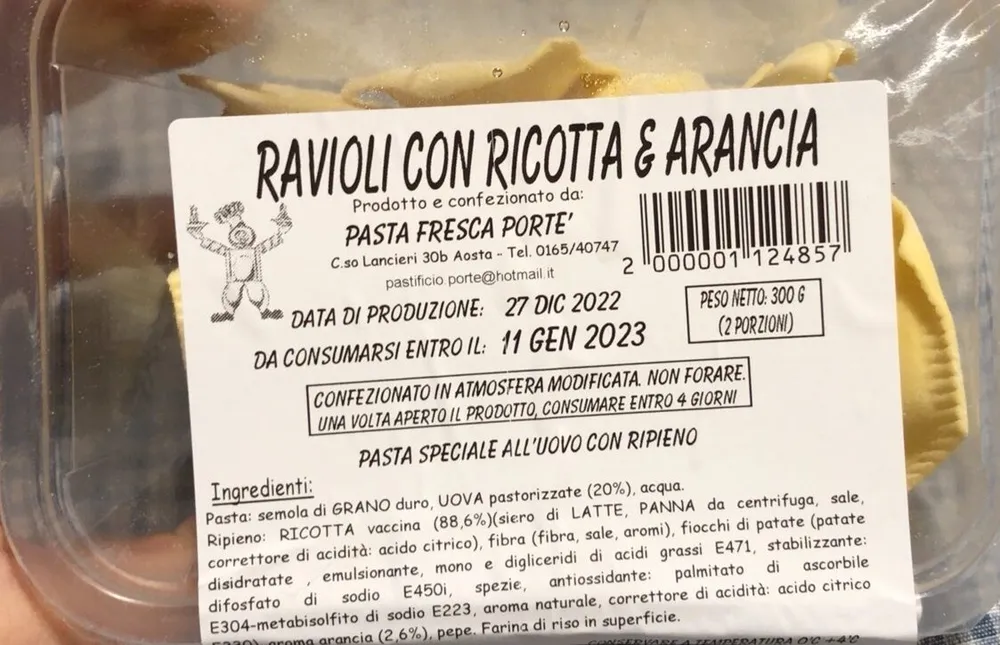 Ravioli con ricotta e arancia