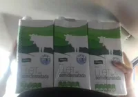 Llet semidesnatada