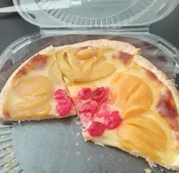 Tarte feuilleté pâtissière pêche cerises