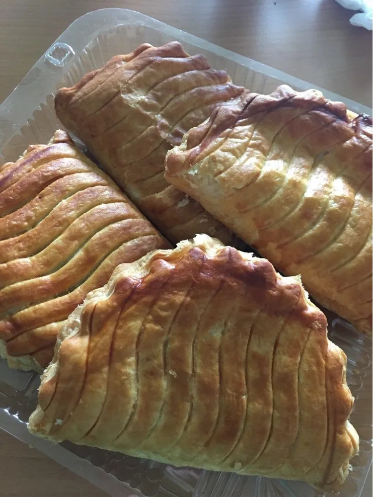 Chaussons aux pommes, 4 pieces