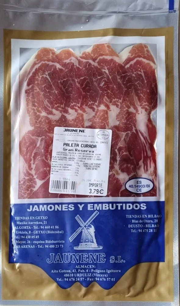 Paleta de cerdo curada