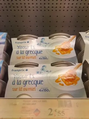 Yaourt à la grecque sur lit de miel