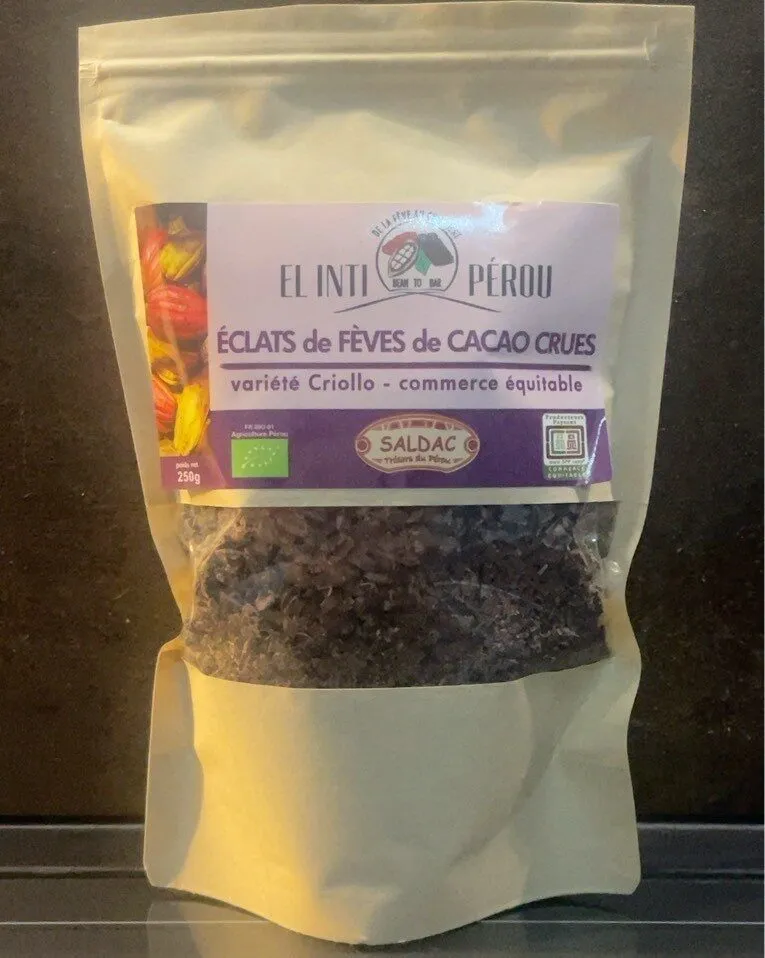Eclats de fèves de cacao crues