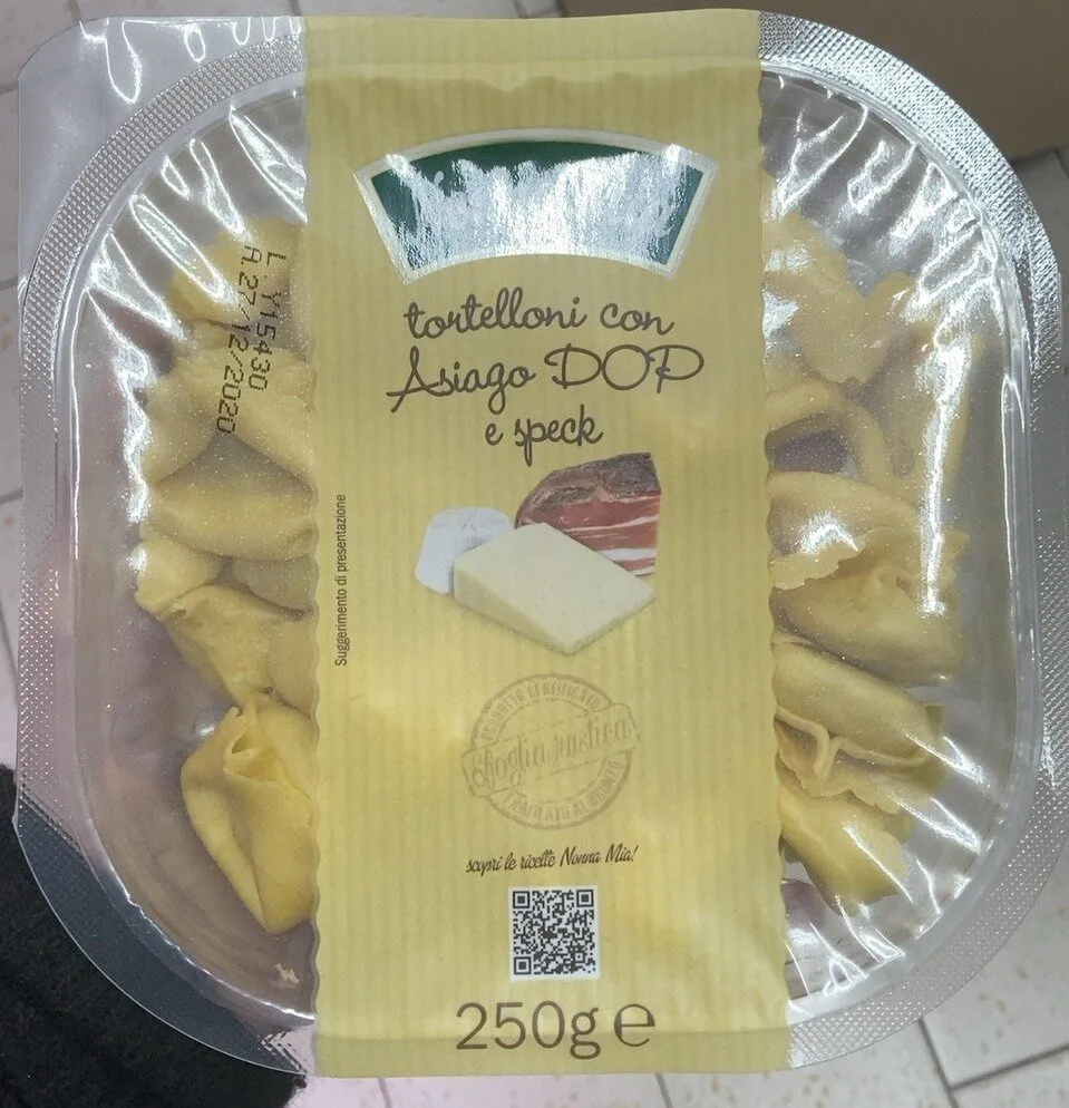 Tortelloni con Asiago DOP e speck