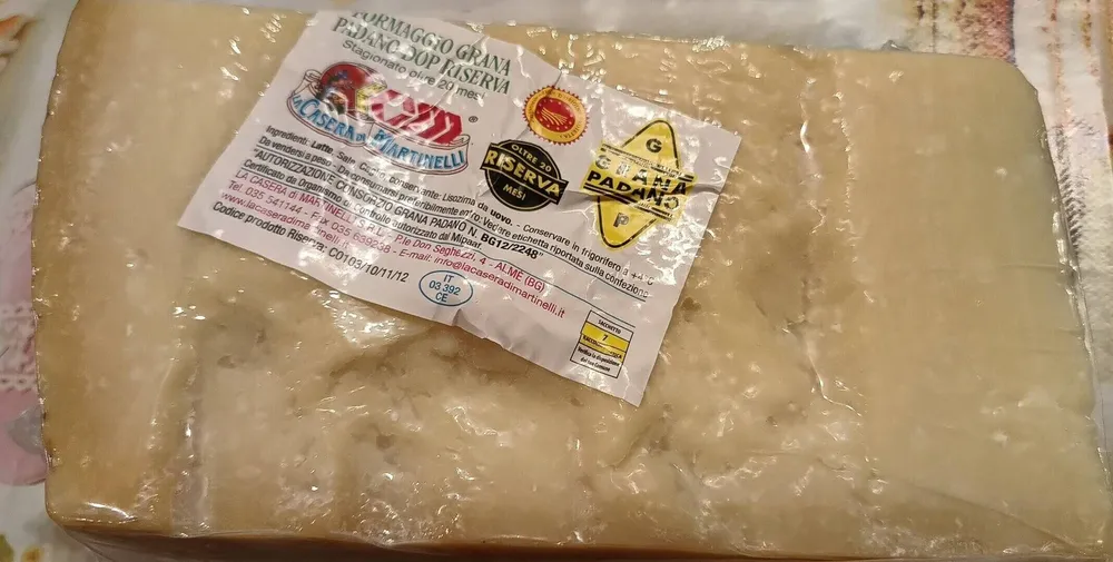 Grana padano dop riserva