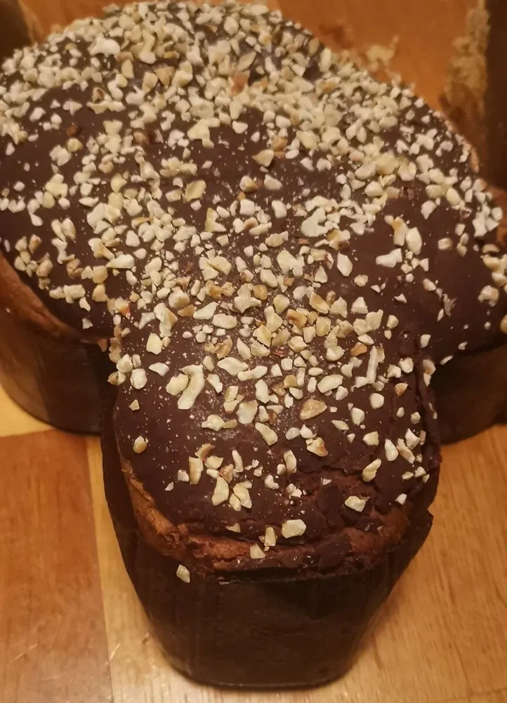 Colomba con crema di gianduja